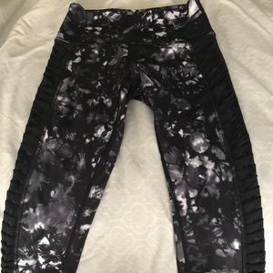 EUC luxtreme capris